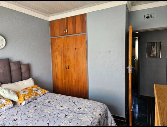 4 BEDROOM HOUSE FOR SALE IN NORKEM PARK